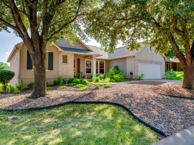 Property photo 2 at 107 Lantana DR - 3 bed 2 bath home