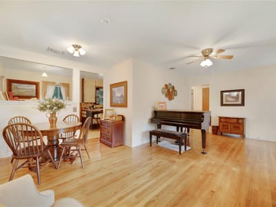 Property photo 5 at 107 Mandalay LN - 2 bed 2 bath home