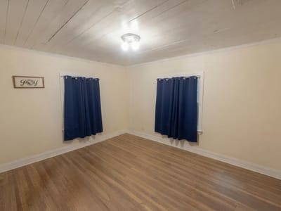 Property photo 4 at 107 W 7th ST - 2 bed 1 bath home