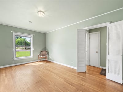 Bathroom at 107 W Holland ST - 3 bed 1 bath home