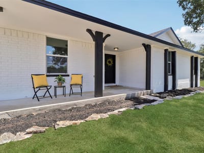 Property photo 4 at 1070 Lonesome TRL - 4 bed 2 bath home