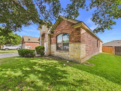 Kitchen at 1070 Sussex WAY - 3 bed 2 bath home