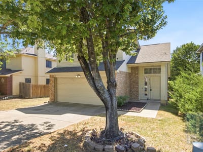 Photo 2 of 30 at 10718 Claywood DR - 4 bed 2 bath home