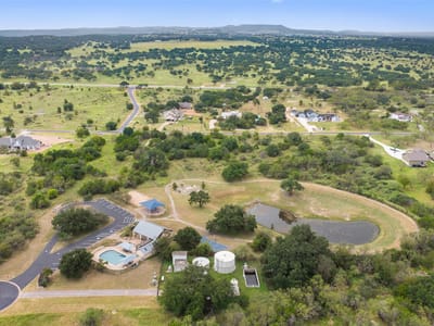 Living area at 108 Cross Trl - Double Horn, Spicewood, TX