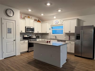 Primary bedroom at 108 Esparza DR - 4 bed 2 bath home