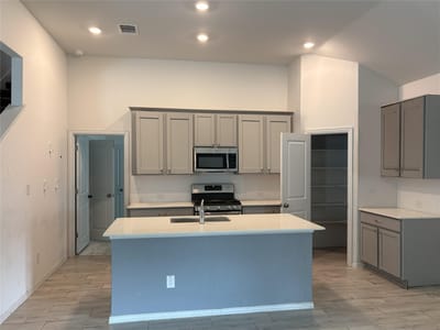 Property photo 4 at 108 Evening Star LN - 5 bed 3 bath home