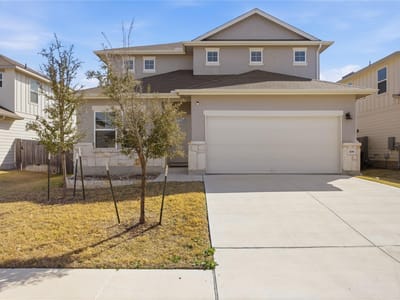 Living area at 108 Hannah TRL - 4 bed 2 bath home
