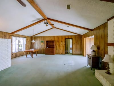 Primary bedroom at 108 Howard PL - 2 bed 2 bath home