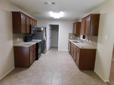 Primary bedroom at 108 W Gemini LN - 3 bed 2 bath home