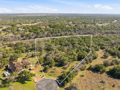 Property photo 5 at 1081 Clark Cv - Ruby Ranch Ph 4, Buda, TX
