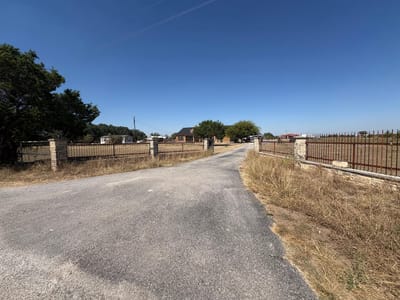 Primary bedroom at 10817 County Road 272 - 4 bed 2 bath home