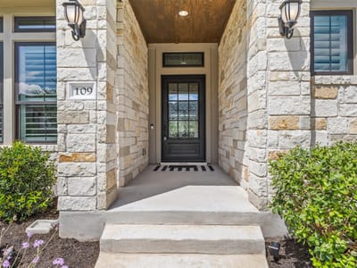 Kitchen at 109 Alonda WAY - 4 bed 4 bath home
