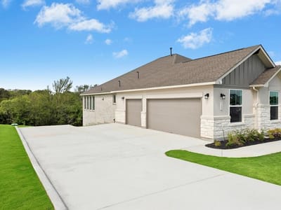 Property photo 3 at 109 Booted Eagle Claw CV - 4 bed 3 bath home