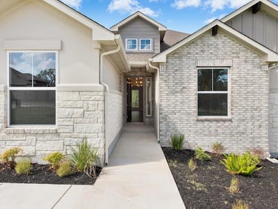 Property photo 4 at 109 Booted Eagle Claw CV - 4 bed 3 bath home