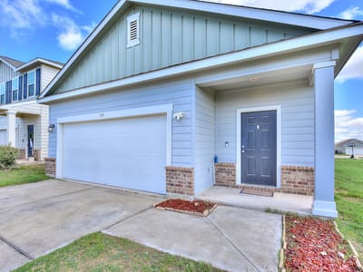 Living area at 109 Helios DR - 3 bed 2 bath home