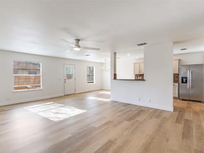 Primary bedroom at 109 Orange Tree Ln - 4 bed 2 bath home