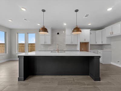 Property photo 5 at 109 Packhorse LN - 5 bed 4 bath home