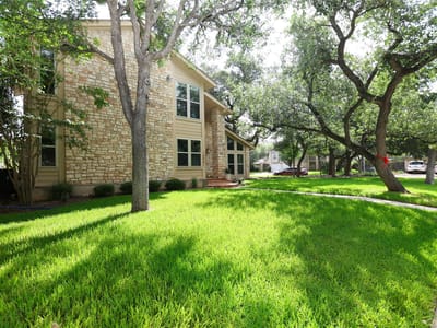 Living area at 10901 Country Knoll KNLS - 4 bed 2 bath home