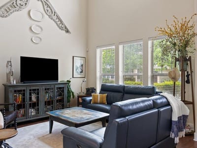Living area at 10903 Rock Island DR - 2 bed 2 bath home