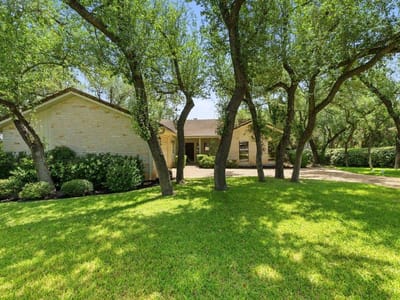 Property photo 2 at 110 Blue Jay DR - 3 bed 2 bath home