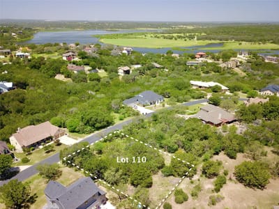 Living area at 110 Cove Creek Dr - Ridge Harbor, Spicewood, TX