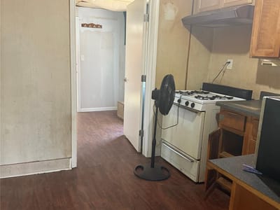 Primary bedroom at 110 E Rio Grande ST - 3 bed 1 bath home