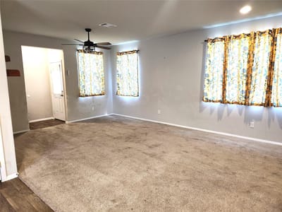 Photo 4 of 24 at 110 Huckleberry LN - 2 bed 2 bath home