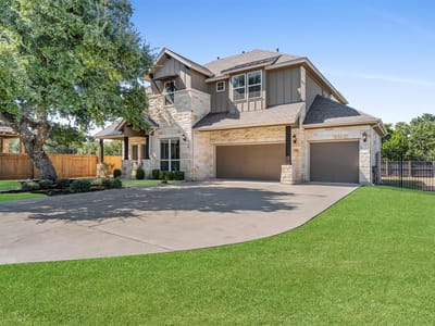 Living area at 110 Magona TRL - 5 bed 3 bath home