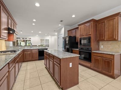 Photo 5 of 31 at 110 Nueces TRL - 2 bed 2 bath home