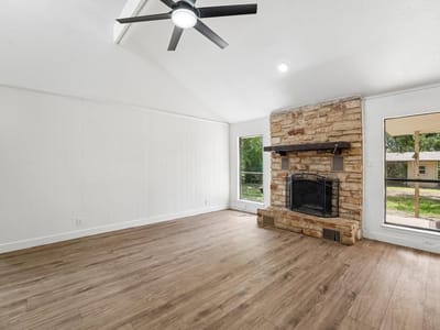 Primary bedroom at 1100 Riverbend DR - 3 bed 2 bath home