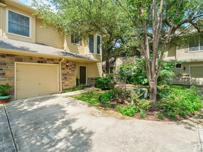 Living area at 11000 Anderson Mill RD Unit #3 - 2 bed 2 bath home