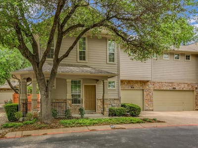 Living area at 11000 Anderson Mill RD Unit #46 - 3 bed 2 bath home