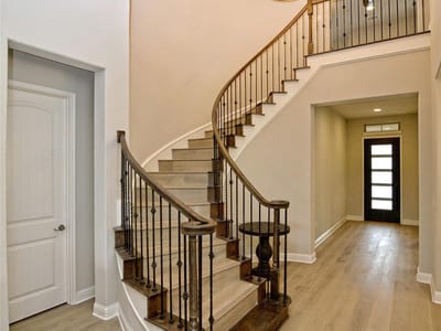 Property photo 4 at 11000 Cut Plains Loop - 4 bed 3 bath home