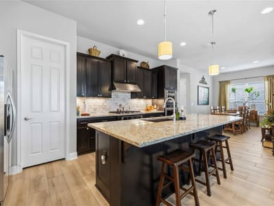 Property photo 4 at 11004 Cut Plains LOOP - 4 bed 2 bath home