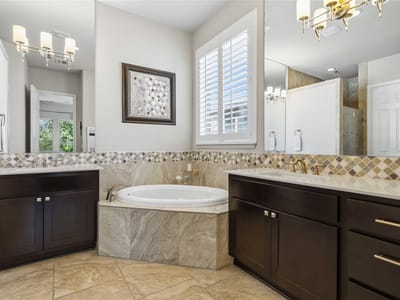 Property photo 5 at 11004 Cut Plains LOOP - 4 bed 2 bath home