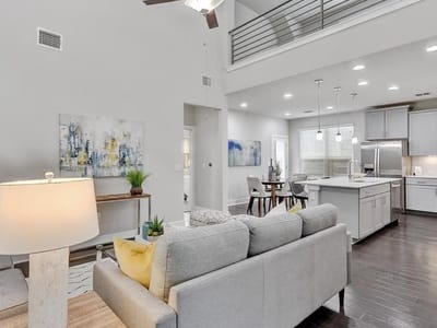Living area at 11005 Zip Cochise WAY - 3 bed 2 bath home
