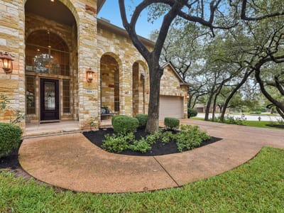 Photo 2 of 28 at 11008 Sierra Ridge CT - 5 bed 4 bath home