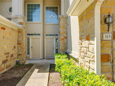 Property photo 2 at 1101 E Parmer LN Unit #315 - 3 bed 2 bath home
