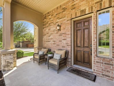 Living area at 1101 Feather Reed DR - 4 bed 2 bath home