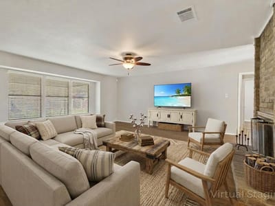 Living area at 1101 Huntridge Dr - 3 bed 2 bath home