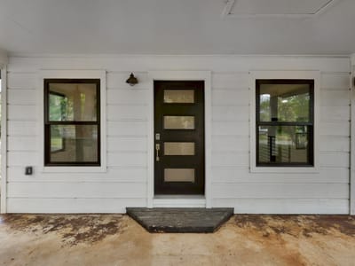 Primary bedroom at 11013 Travis DR - 1 bed 1 bath home