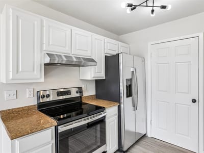 Living area at 11016 Oak ST - 3 bed 2 bath home