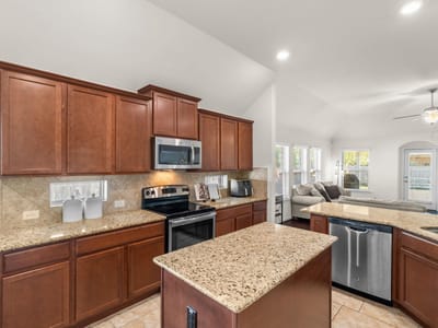Photo 5 of 26 at 1104 Arvada DR - 3 bed 2 bath home