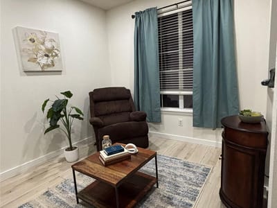 Living area at 1104 Henderson DR - 3 bed 2 bath home