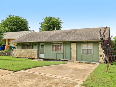 Kitchen at 1105 Blue Ridge DR - 2 bed 1 bath home