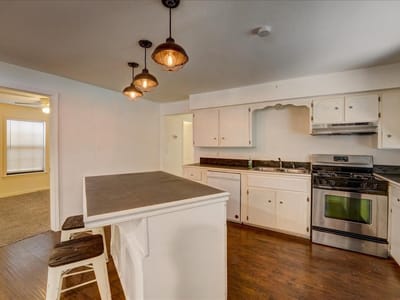 Primary bedroom at 1105 E 3rd ST - 5 bed 3 bath home