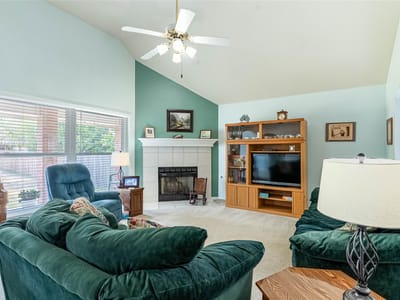 Property photo 3 at 1106 Willow Creek DR - 3 bed 2 bath home