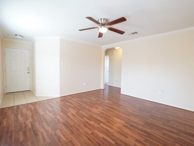 Property photo 4 at 1107 Canada Wild Dr - 3 bed 2 bath home