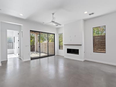 Property photo 2 at 1107 Taulbee LN Unit #B - 3 bed 3 bath home