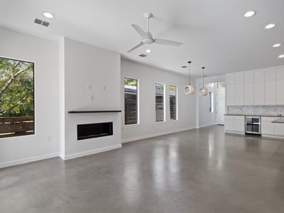 Property photo 5 at 1107 Taulbee LN Unit #B - 3 bed 3 bath home